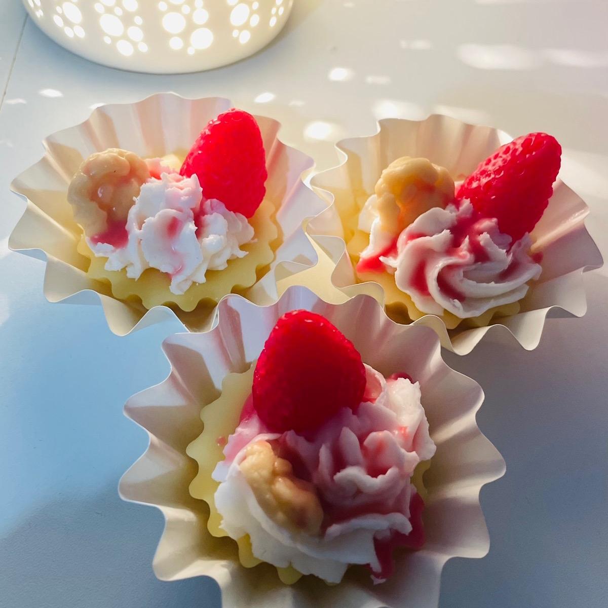 Strawberries & Cream Cupcake Wax Melts