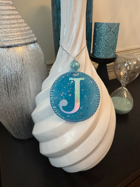 ✨ Custom Monogram Ornament – Glitter Resin Letter Keepsake | Personalized Christmas Tree Decoration